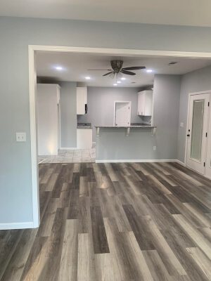 3 Reasons to Consider Installing Vinyl Flooring in Your Home